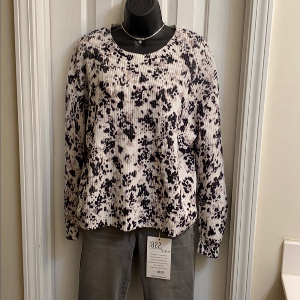 525 Cotton Shaker Animal Print Sweater  - NWT
